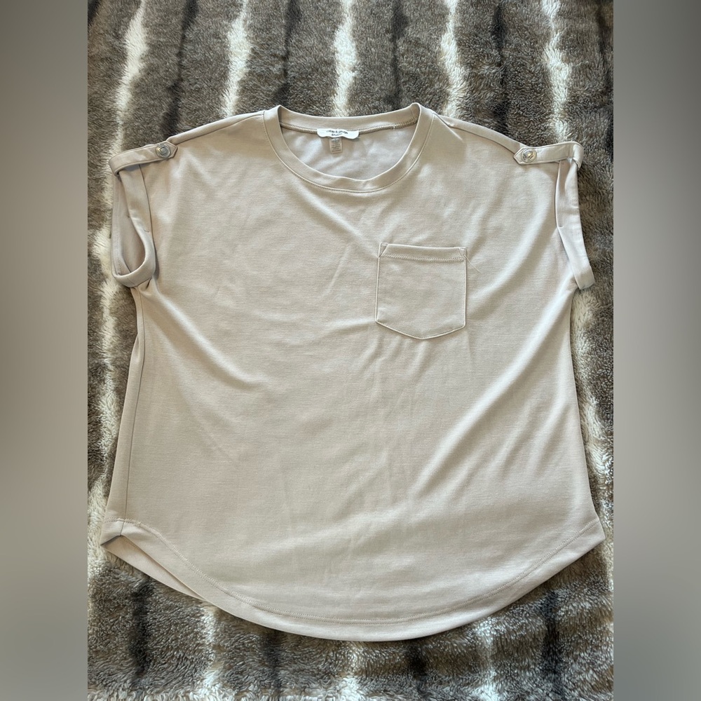 Cable & Gauge Light Beige Short Sleeve Top
